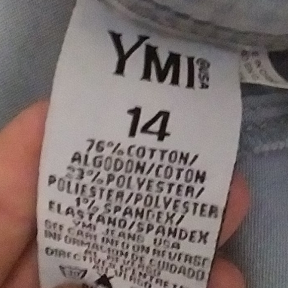 Jeans - Picture 3 of 3